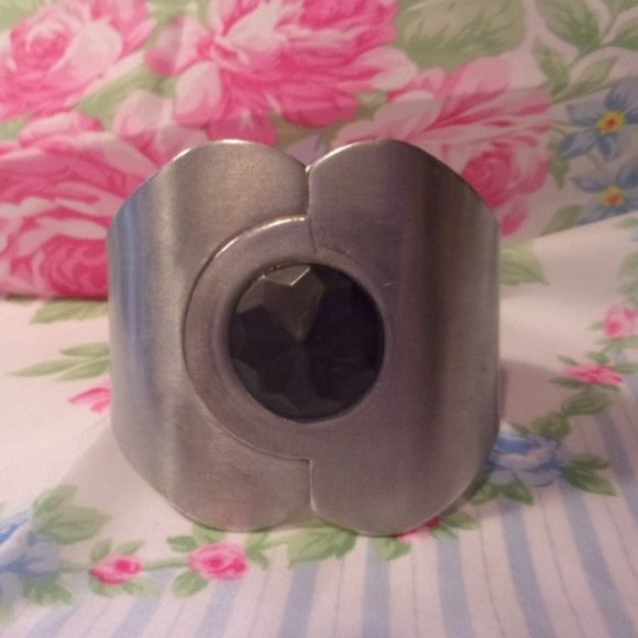 "Vtg Aluminum Hinged Clamp Style Bracelet " - Picture 1 of 8
